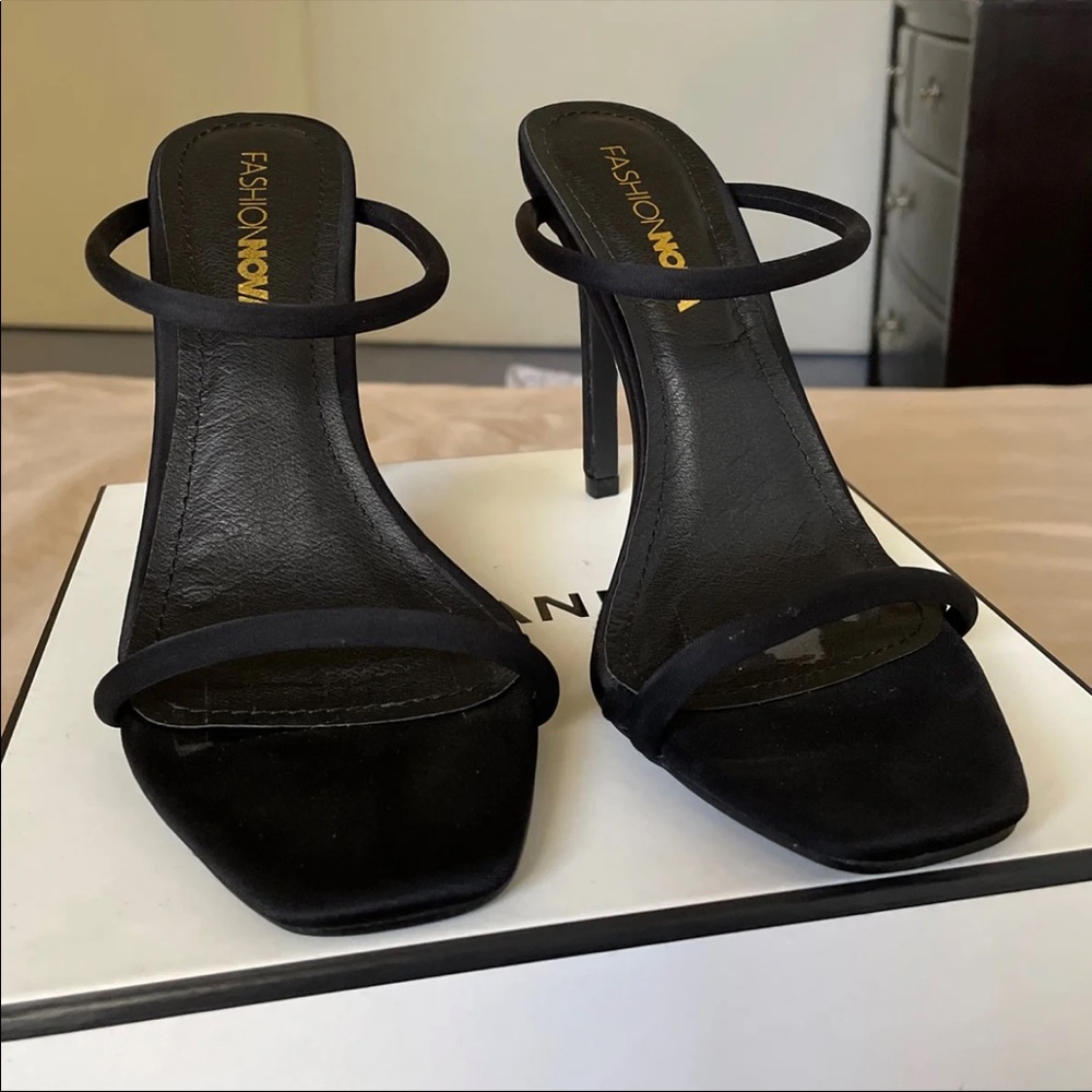 Fashion Nova black heels